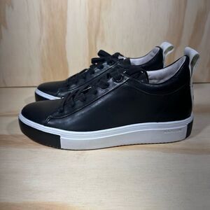 Blackstone Sneakers Women’s Size 7